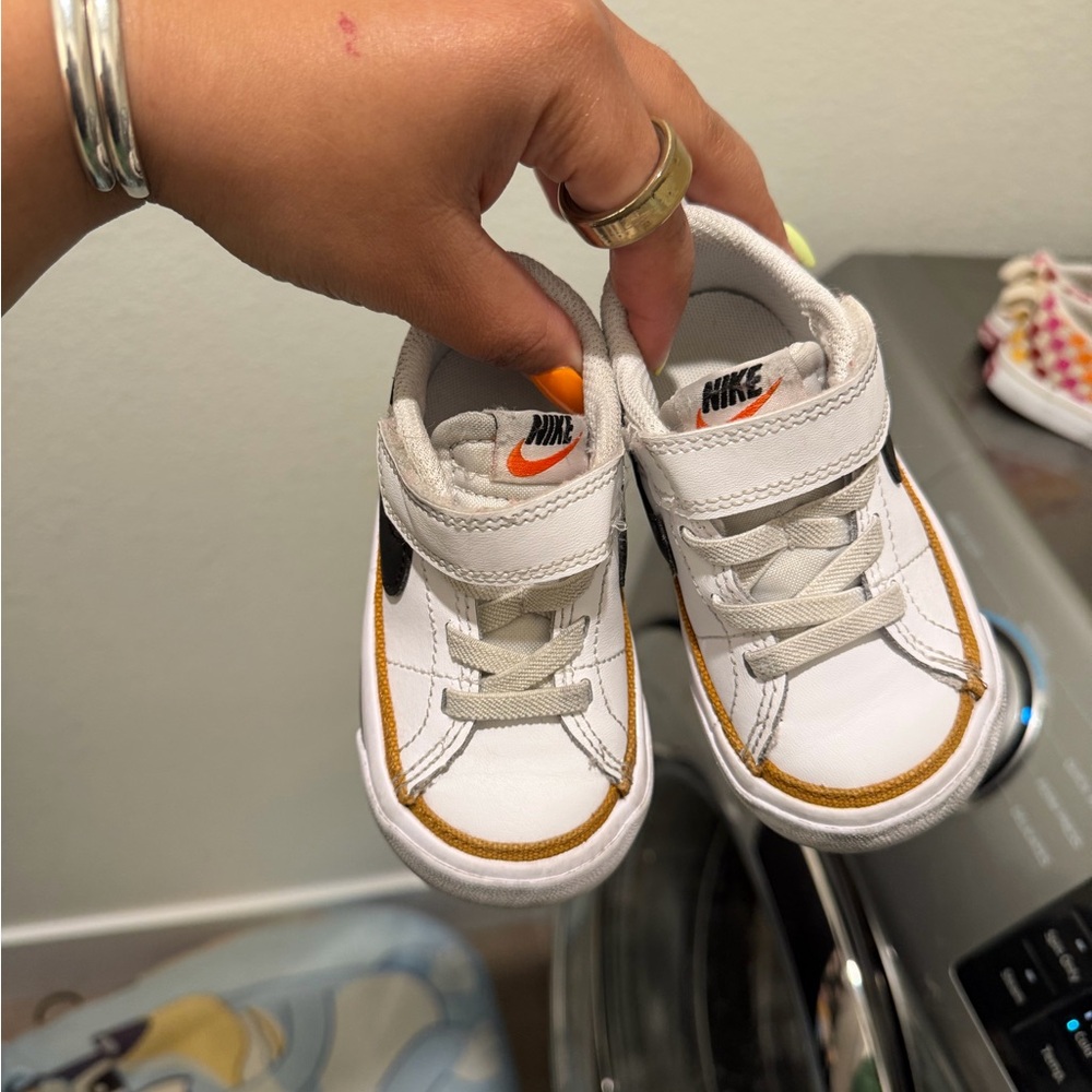 Nike Kids White and Orange Sneakers